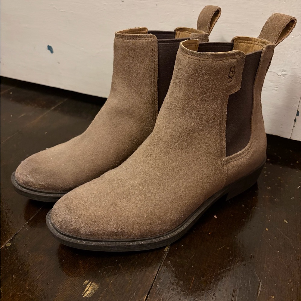 UGG Suede Chelsea Boots